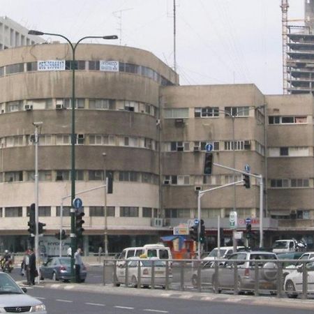Begin19 Apartments & Hostel Tel Aviv Eksteriør billede