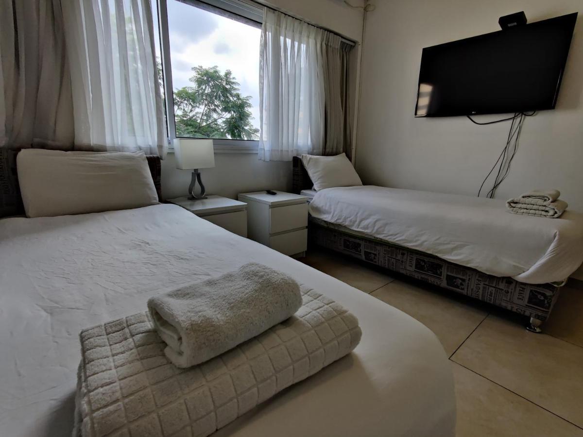 Begin19 Apartments & Hostel Tel Aviv Eksteriør billede