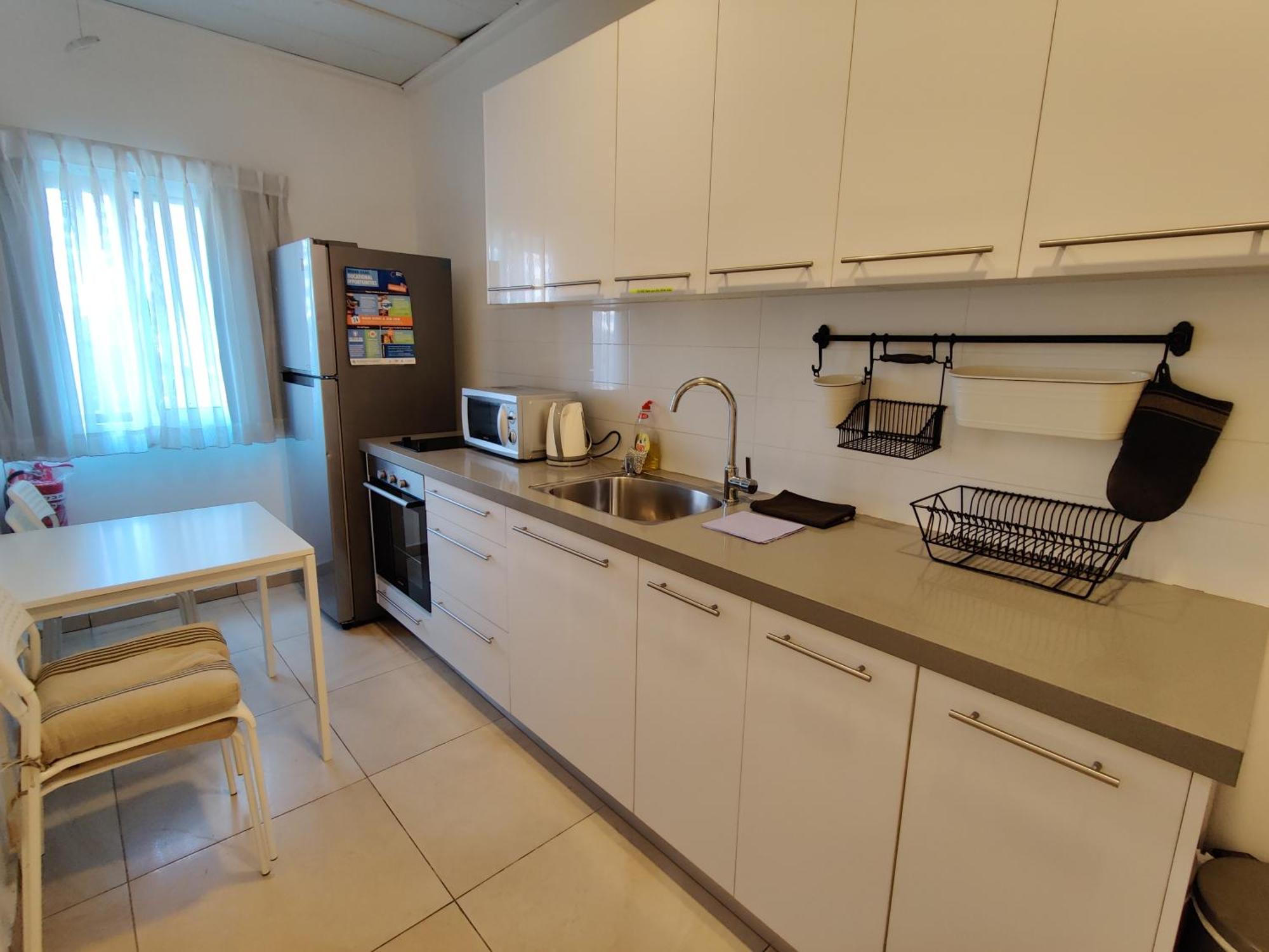 Begin19 Apartments & Hostel Tel Aviv Værelse billede