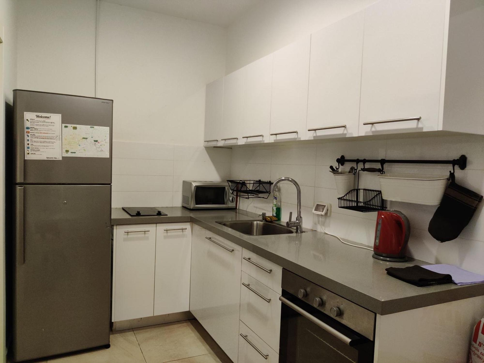 Begin19 Apartments & Hostel Tel Aviv Værelse billede