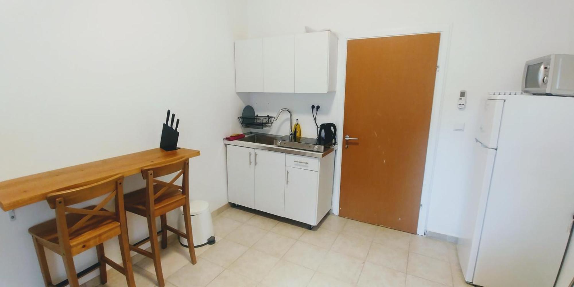 Begin19 Apartments & Hostel Tel Aviv Eksteriør billede