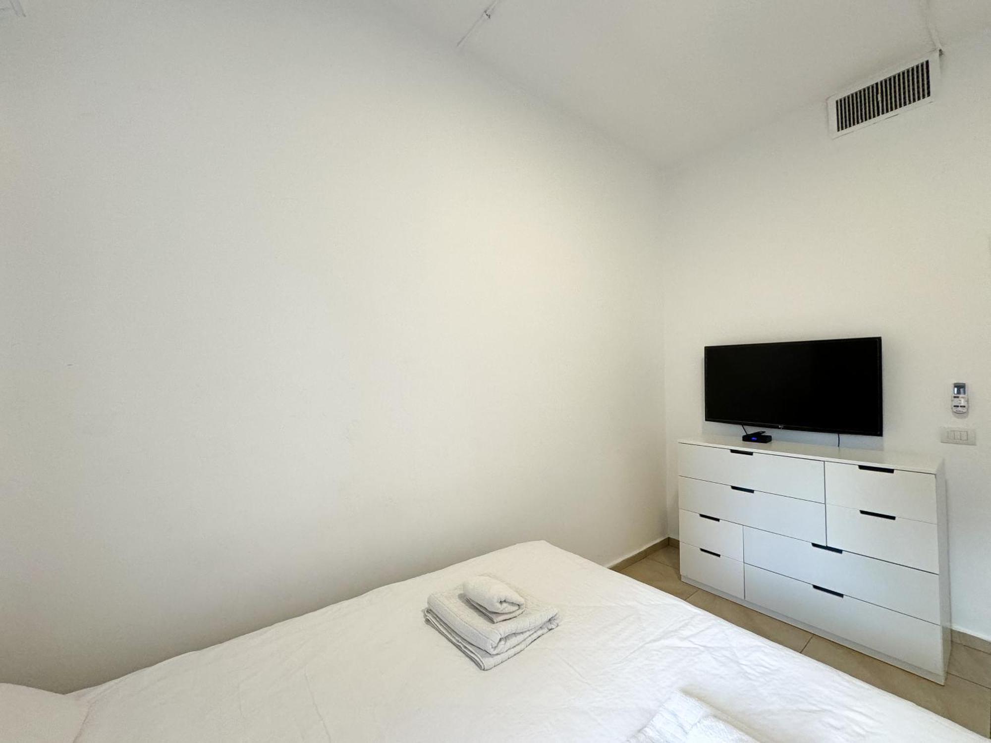 Begin19 Apartments & Hostel Tel Aviv Værelse billede